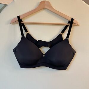 Honeylove Women's Cloudembrace Wireless Bra in Black, size 38B